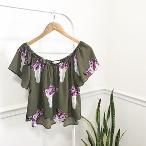 🚌 Altar’d State | Green Bull Head Boho Blouse M